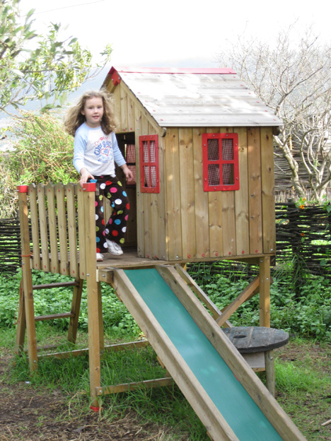 little-play-house